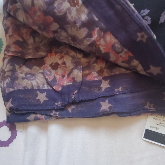 NEW coach scarf - Picture 4 of 5